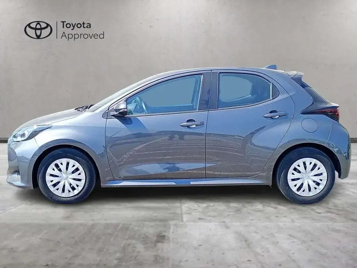 Usata Toyota Yaris Business Edition 72 CV (52 kW) 2023 Other Utilitaria