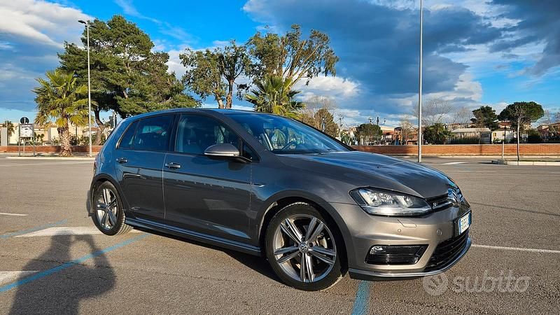 Grigio Usata 2016 VW Golf R-line Berlina | 15.500 € (Buon prezzo) - Immagine 1/4