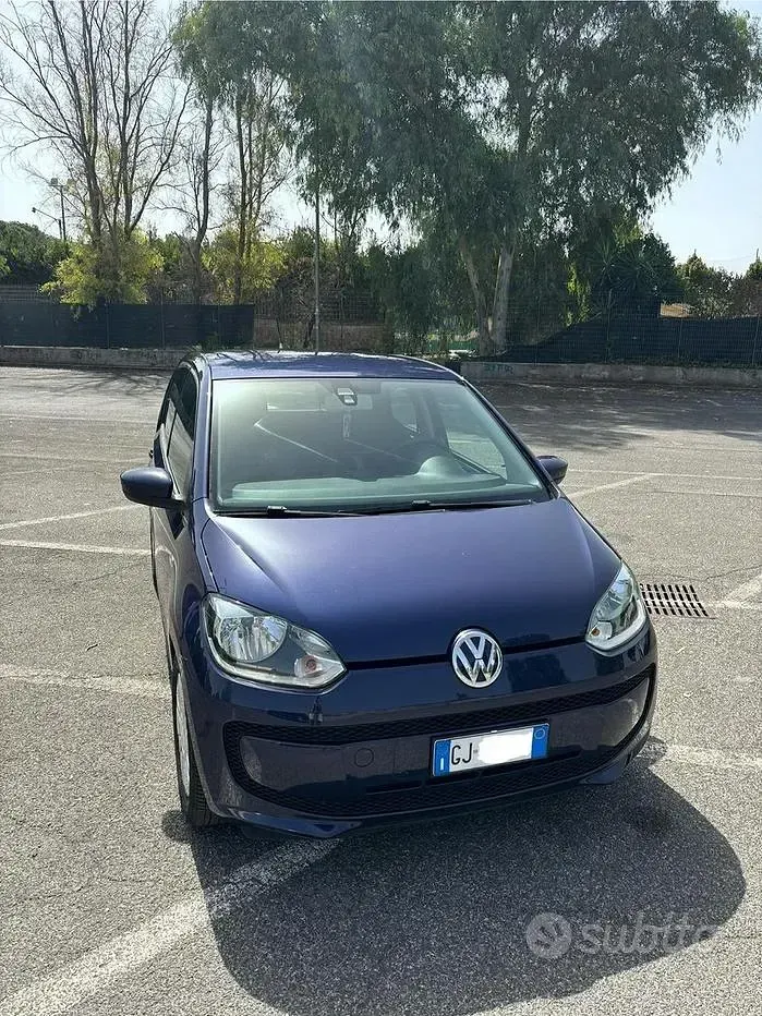 Usata VW up! 60 CV (44 kW) 2022 Bluazzurro Utilitaria