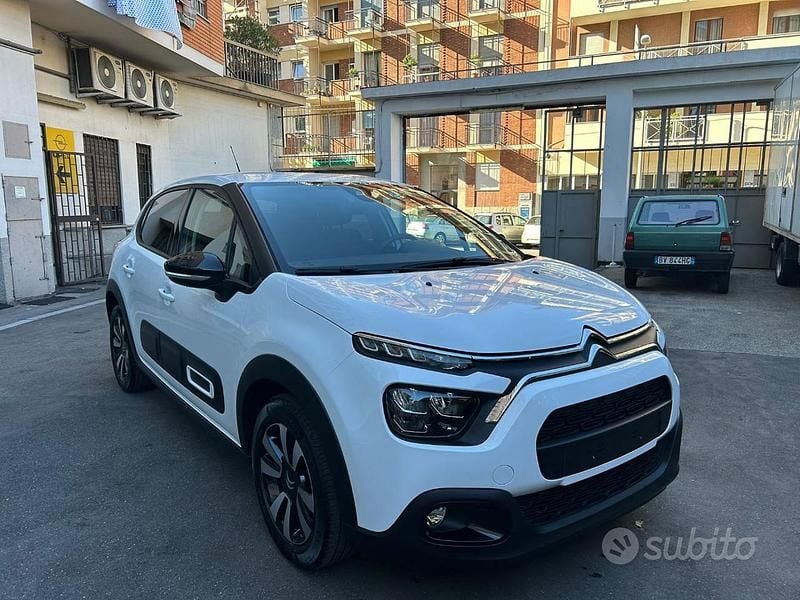 Bianco Usata 2024 Citroën C3 PureTech Berlina | 11.950 € (Super prezzo) - Immagine 1/4