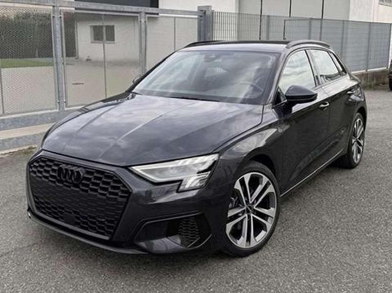 Usata Audi A3 Advanced 150 CV (110 kW) 2022 Manhattangrau metallic Berlina