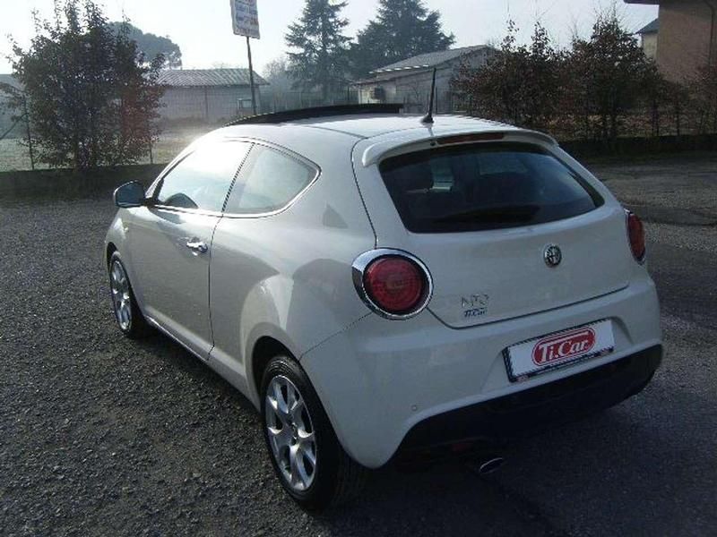 Usata Alfa Romeo MiTo Distinctive 84 CV (61 kW) 2014 Bianco Utilitaria