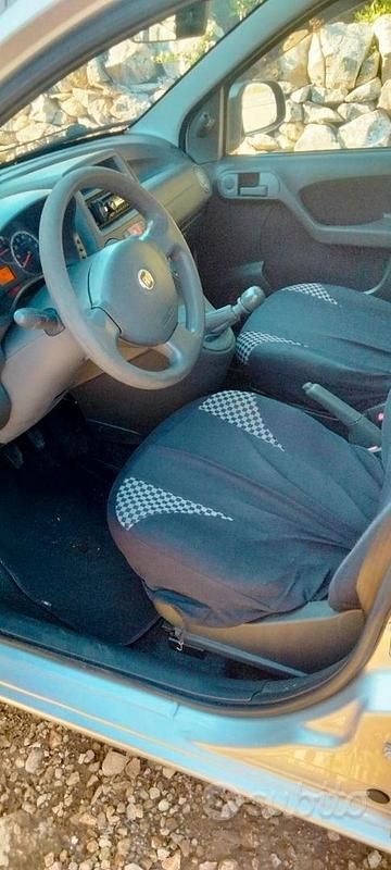 Usata Fiat Panda 69 CV (50 kW) 2010 Grigio Utilitaria