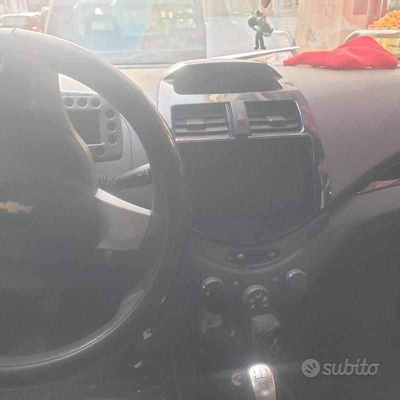 Usata Chevrolet Spark 68 CV (50 kW) 2011 Verde Utilitaria
