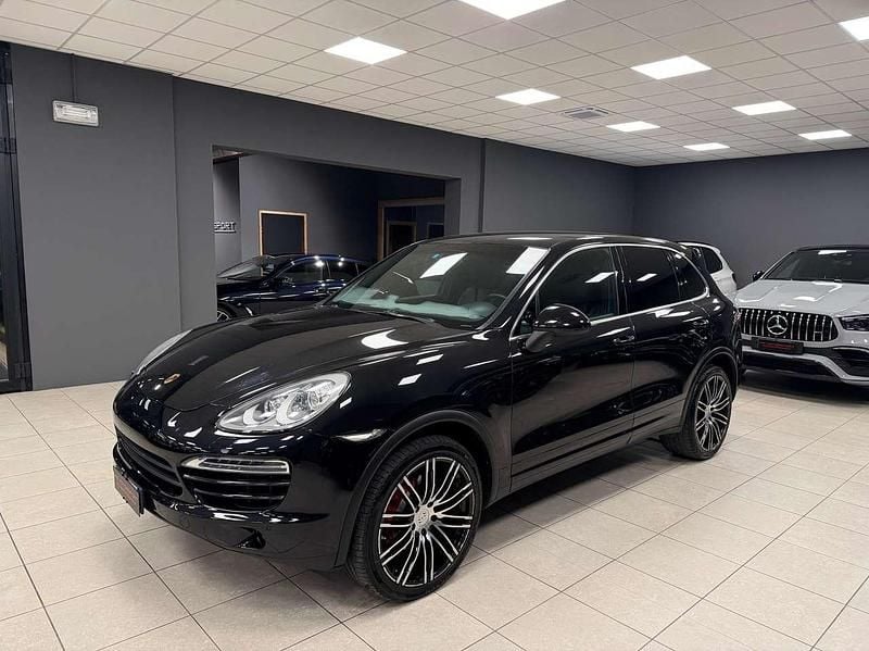 Usata Porsche Cayenne 239 CV (175 kW) 2011 Nero SUV