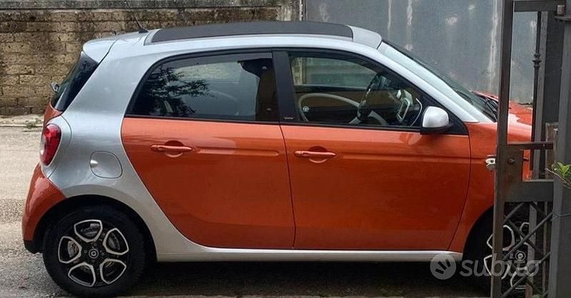 Usata Smart ForFour 2015 Bianco Utilitaria
