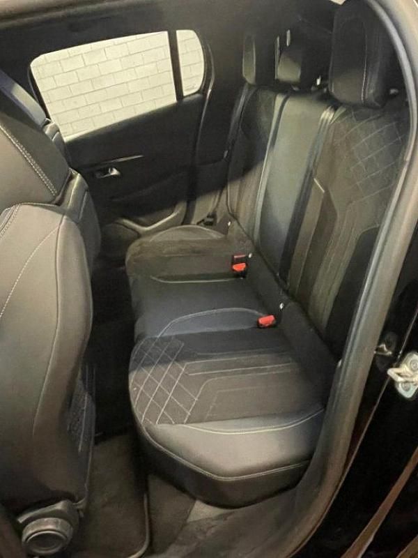 Usata Peugeot 208 GT 102 CV (75 kW) 2022 Nero Utilitaria