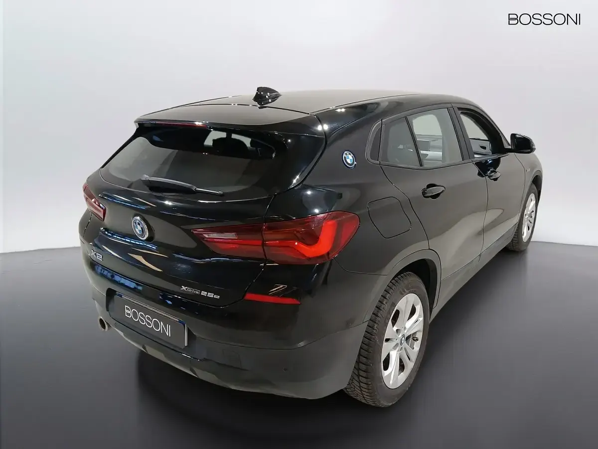Usata BMW X2 Comfort Edition 220 CV (161 kW) 2022 Nero SUV