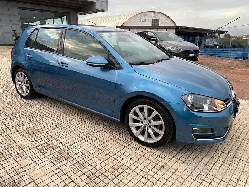Usata VW Golf VII Business 122 CV (89 kW) 2013 Blu Berlina