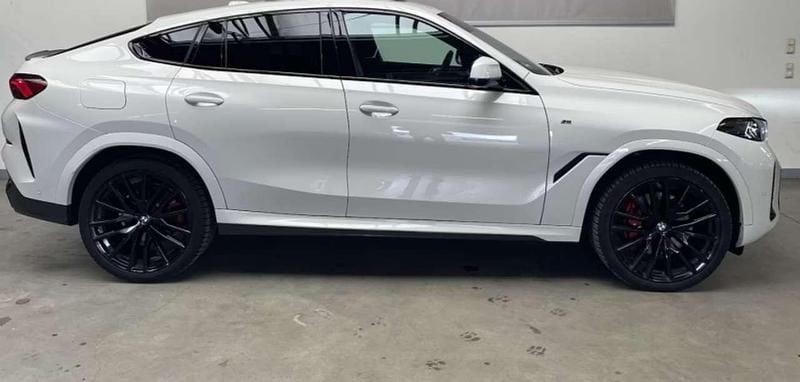 Usata BMW X6 M Sport 298 CV (219 kW) 2025 Bianco pastello SUV