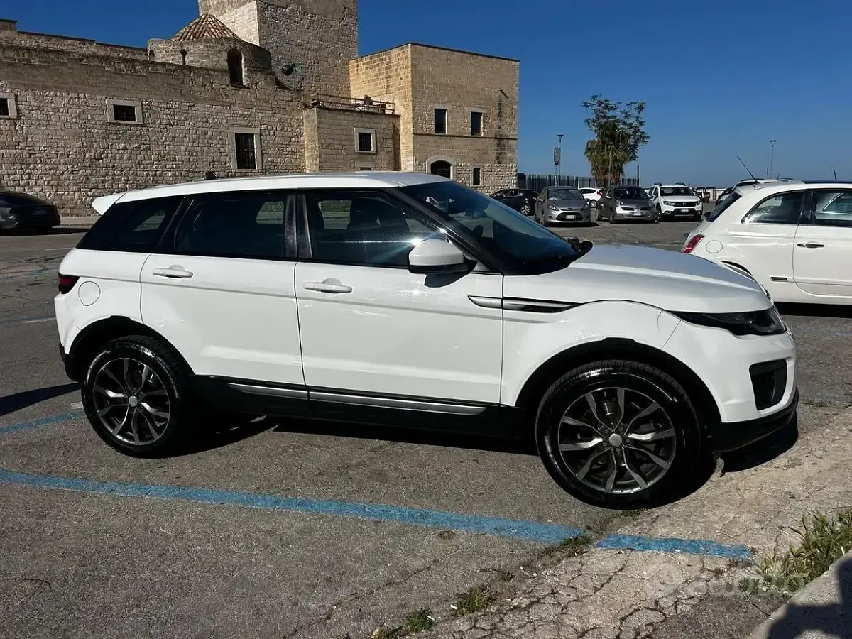 Usata Land Rover Range Rover evoque 150 CV (110 kW) 2016 Station wagon