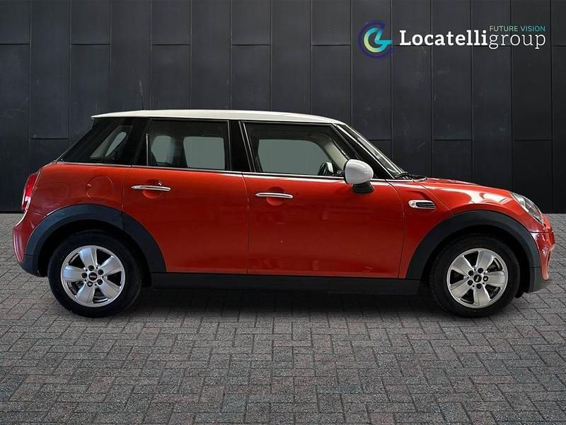 Usata Mini Cooper D 116 CV (85 kW) 2018 Arancione Utilitaria