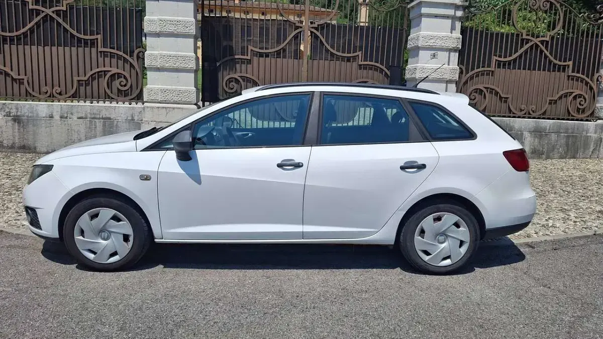 Usata Seat Ibiza ST Reference 75 CV (55 kW) 2010 Bianco Station wagon
