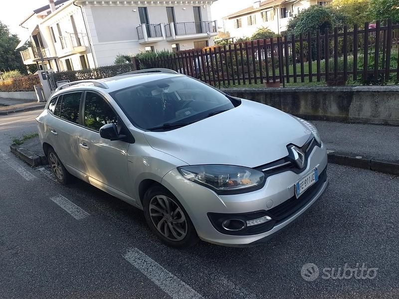 Usata Renault Mégane GrandTour 110 CV (80 kW) 2017 Grigio Station wagon