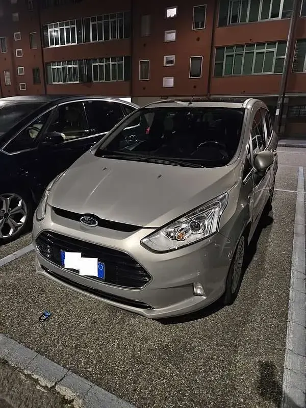 Usata Ford B-MAX Titanium 101 CV (74 kW) 2012 Monovolume