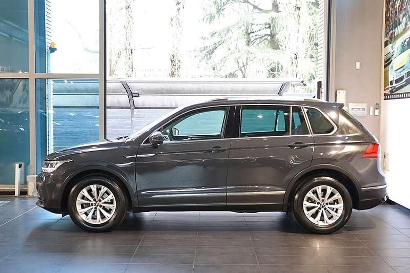 Usata VW Tiguan Life 150 CV (110 kW) 2022 Grigio SUV