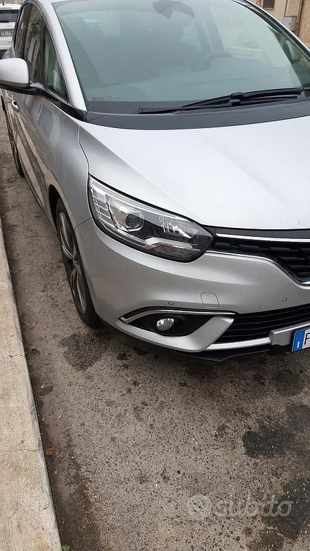 Usata Renault Scénic IV 110 CV (80 kW) 2017 Monovolume