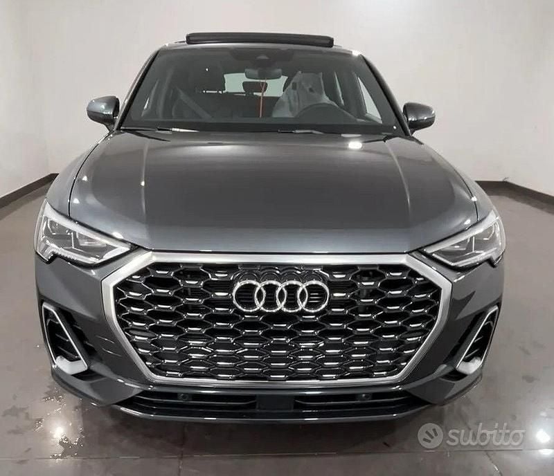 Usata Audi Q3 Sportback 150 CV (110 kW) 2025 Grigio SUV