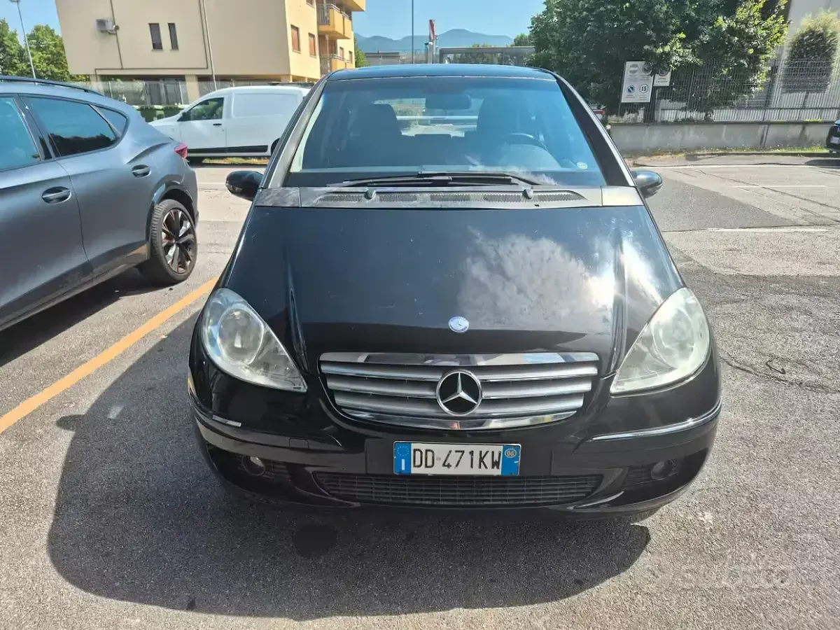 Usata Mercedes A180 109 CV (80 kW) 2006 Nero Berlina