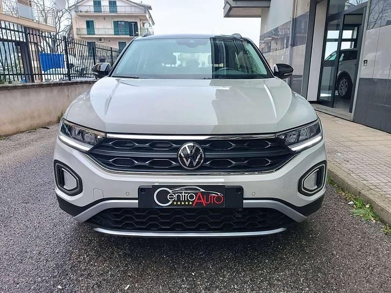 Grigio Usata 2022 VW T-Roc Style SUV | 23.500 € (Cara) - Immagine 1/4