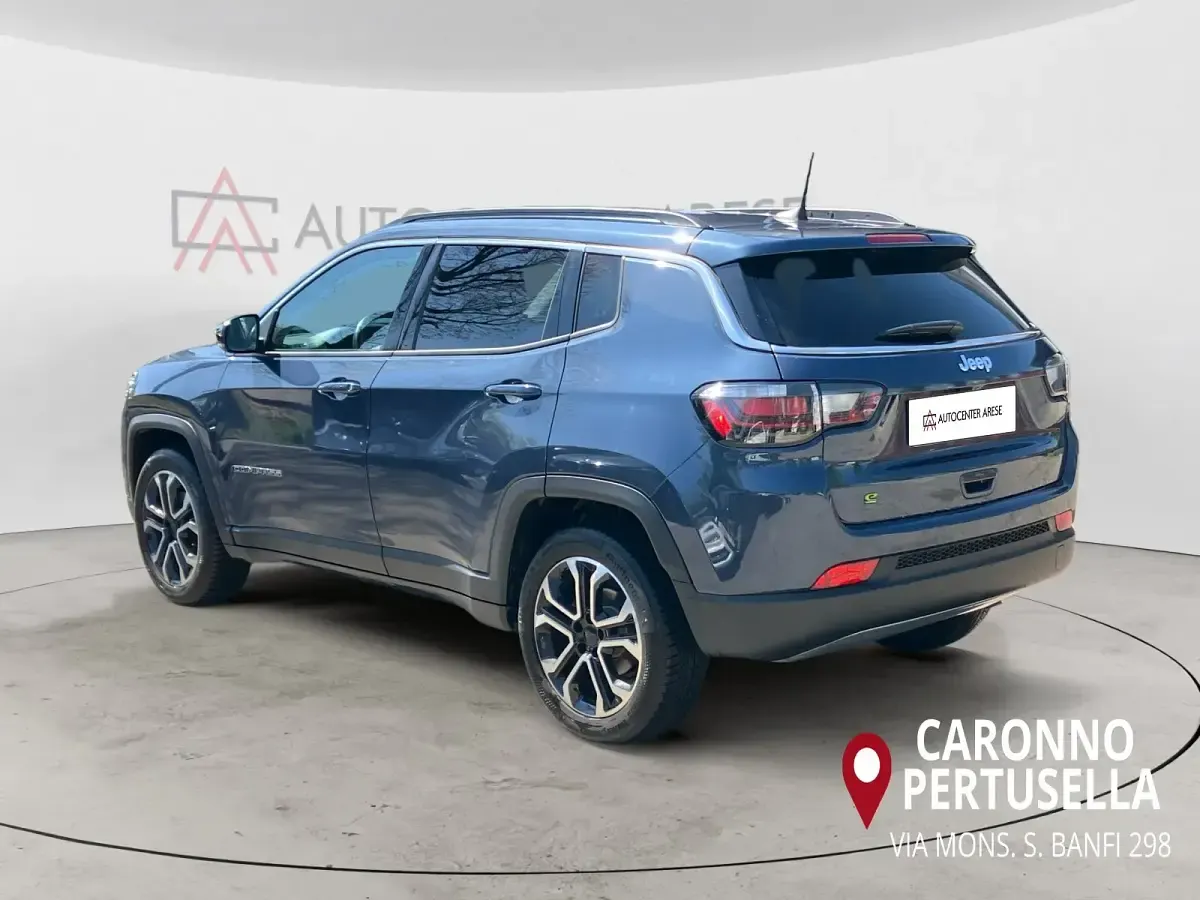 Begagnad Jeep Compass Limited 131 HK (96 kW) 2023 Blå SUV