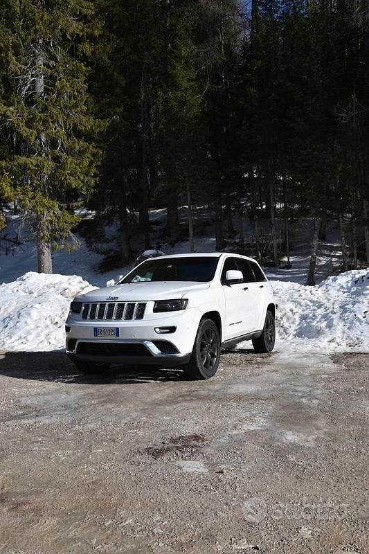 Usata Jeep Grand Cherokee Summit 250 CV (183 kW) 2013 Bianco SUV