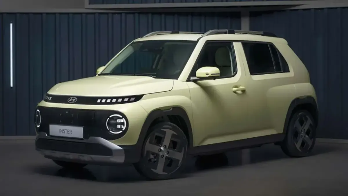 Nuova Hyundai Inster 27 kW (38 CV) 2026 Argento Utilitaria