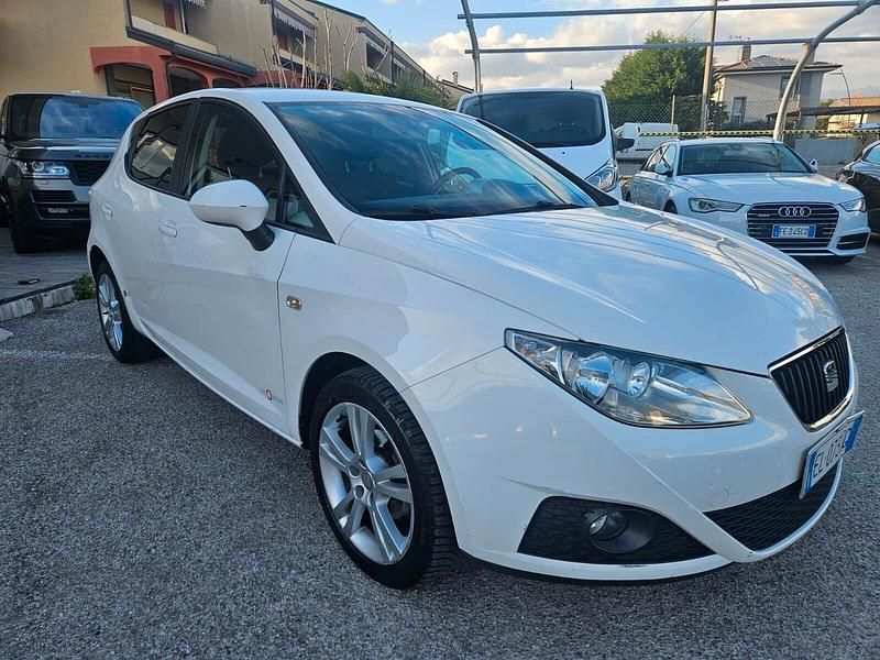 Usata Seat Ibiza Reference 75 CV (55 kW) 2012 Bianco Berlina