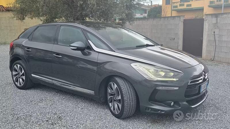 Usata Citroën DS5 180 CV (132 kW) 2015 Grigio Utilitaria