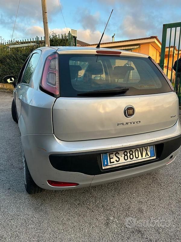 Usata Fiat Grande Punto 85 CV (62 kW) 2013 Utilitaria