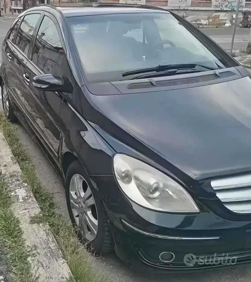 Usata Mercedes B180 2008 Nero Monovolume