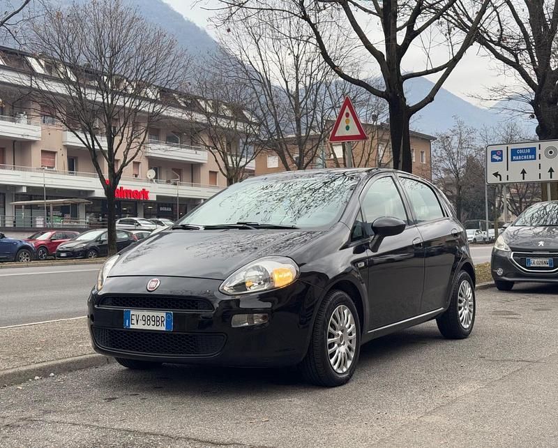 Usata Fiat Punto Lounge 75 CV (55 kW) 2014 Nero Berlina