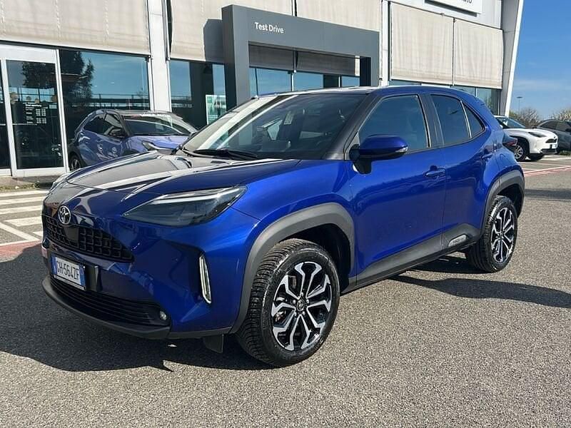 Usata Toyota Yaris Cross Trend 116 CV (85 kW) 2022 Blu SUV