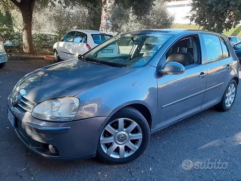 Usata VW Golf V 2005 Grigio Utilitaria