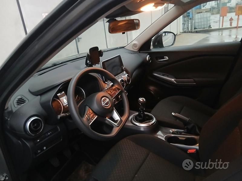 Usata Nissan Juke 114 CV (83 kW) 2023 Grigio SUV