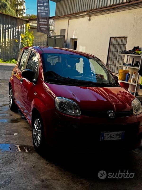 Usata Fiat Panda 69 CV (50 kW) 2016 Rosso Berlina