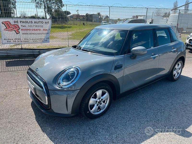 Usata Mini Cooper 158 CV (116 kW) 2021 Grigio Utilitaria