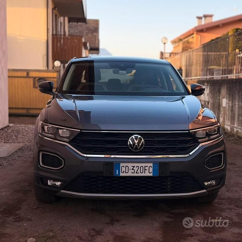 Usata VW T-Roc 150 CV (110 kW) 2020 SUV