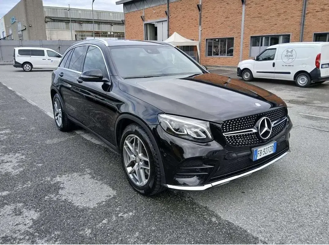 Usata Mercedes GLC250 204 CV (150 kW) 2016 Nero SUV