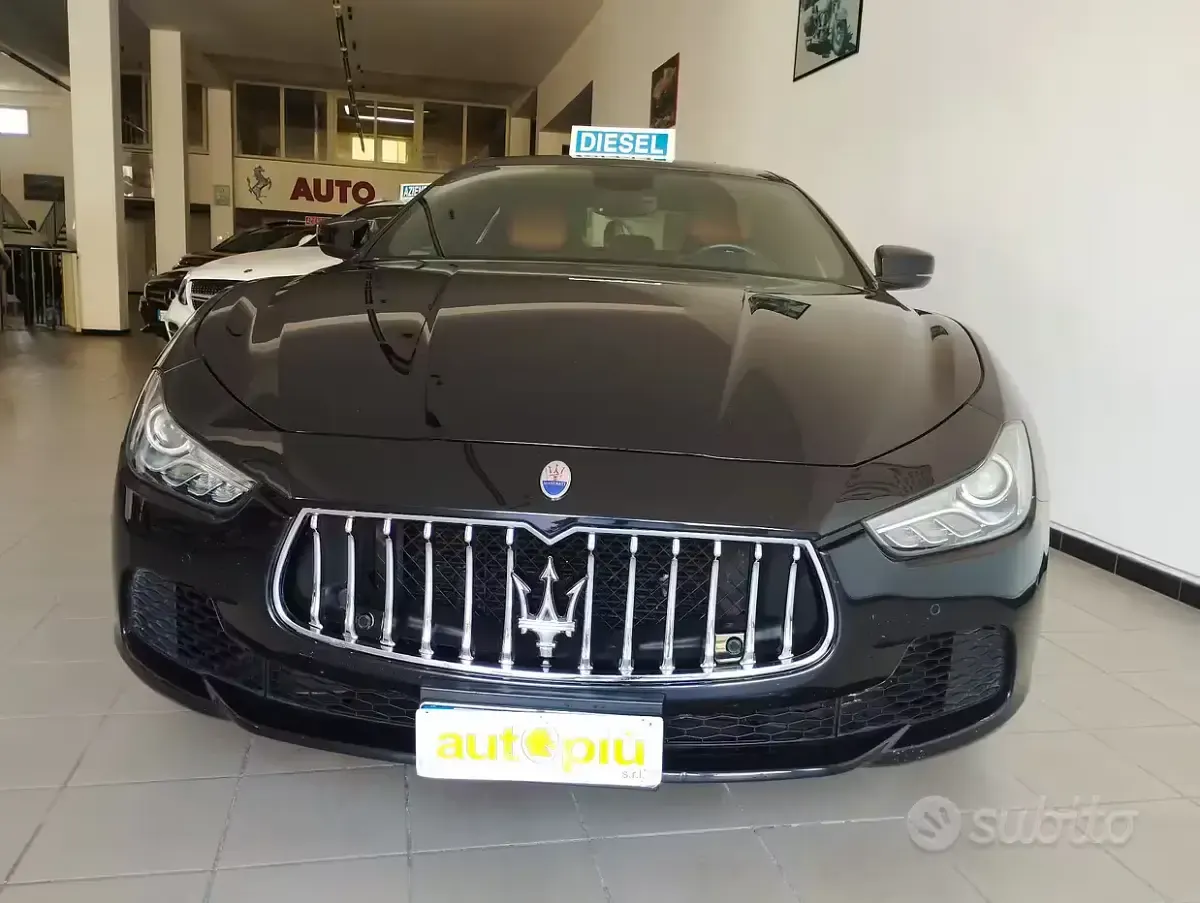 Usata Maserati Ghibli 250 CV (183 kW) 2017 Nero Berlina