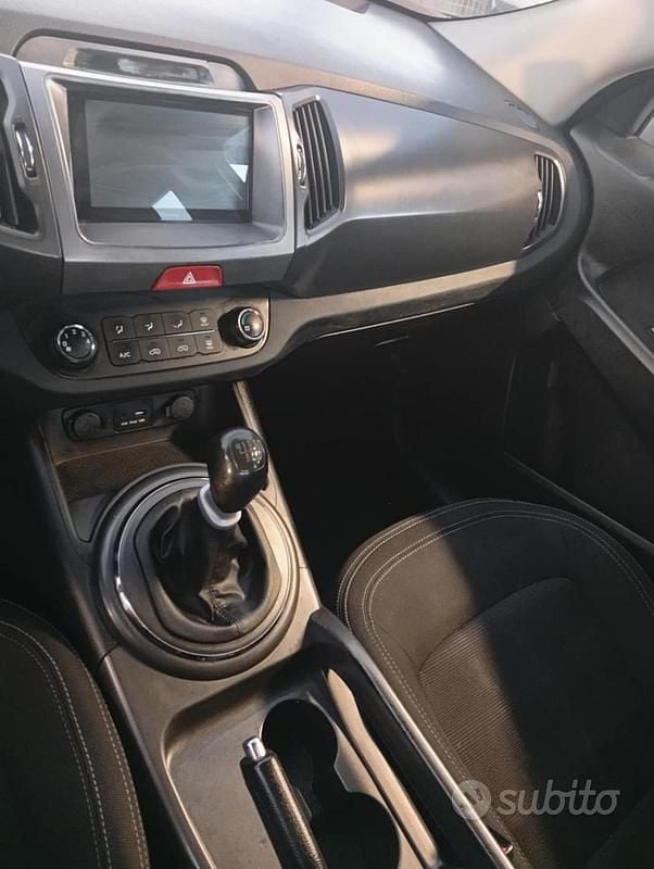 Usata Kia Sportage 116 CV (85 kW) 2011 Nero SUV