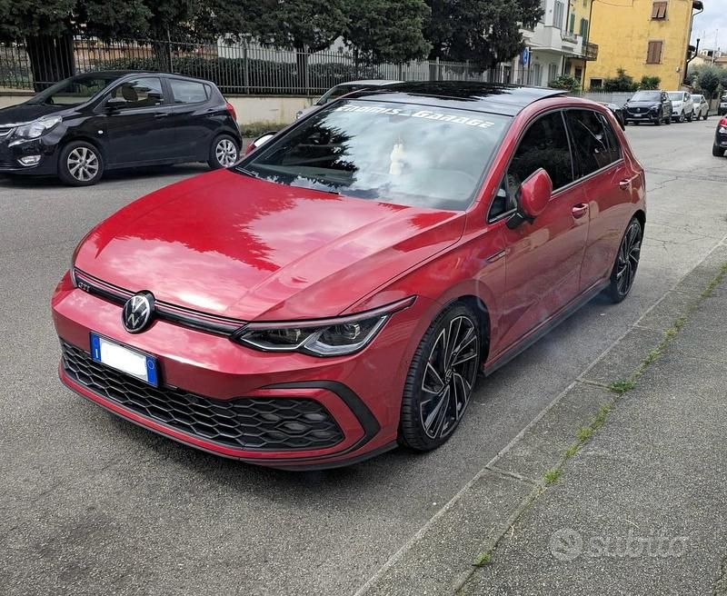 Usata VW Golf VIII GTI 245 CV (180 kW) 2025 Rosso Berlina