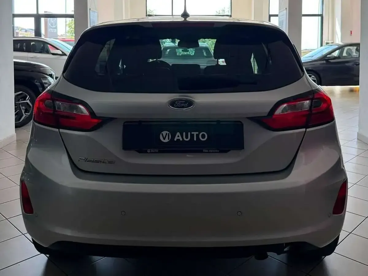 Usata Ford Fiesta Titanium 75 CV (55 kW) 2022 Argento Utilitaria