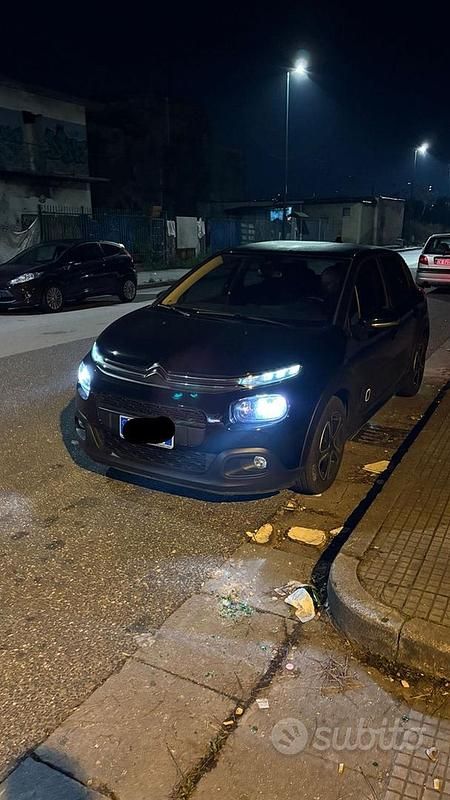 Usata Citroën C3 110 CV (80 kW) 2019 Nero Berlina