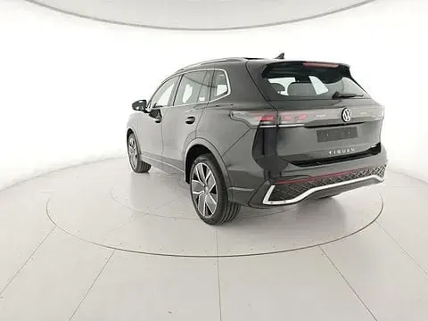 Nuova VW Tiguan R-line Plus 193 CV (141 kW) 2026 Nero SUV