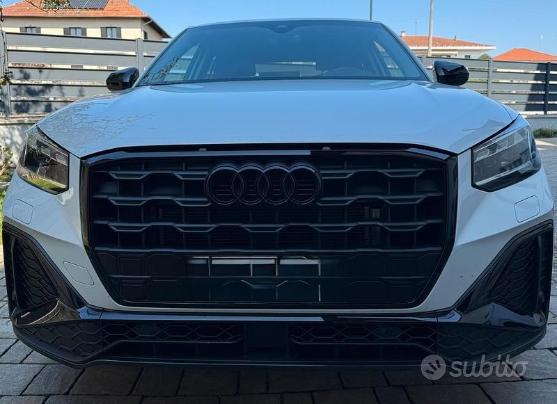 Usata Audi Q2 S-Line 2023 Bianco SUV