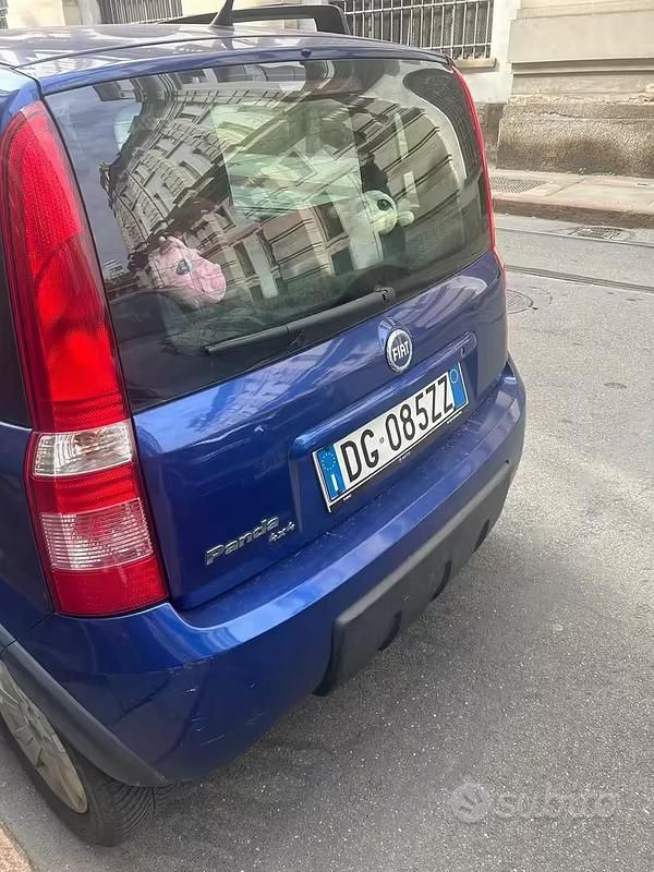 Usata Fiat Panda 4x4 Climbing 60 CV (44 kW) 2007 Blu Utilitaria