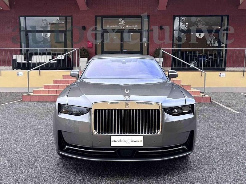 Nuova Rolls Royce Ghost 571 CV (419 kW) 2025 Sterling grey Berlina