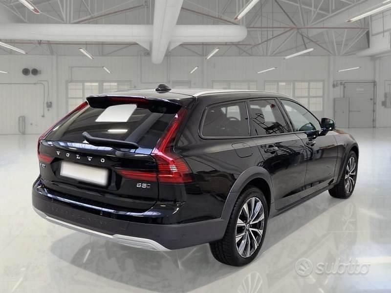 Usata Volvo V90 CC Business Edition 250 CV (183 kW) 2021 Nero Station wagon