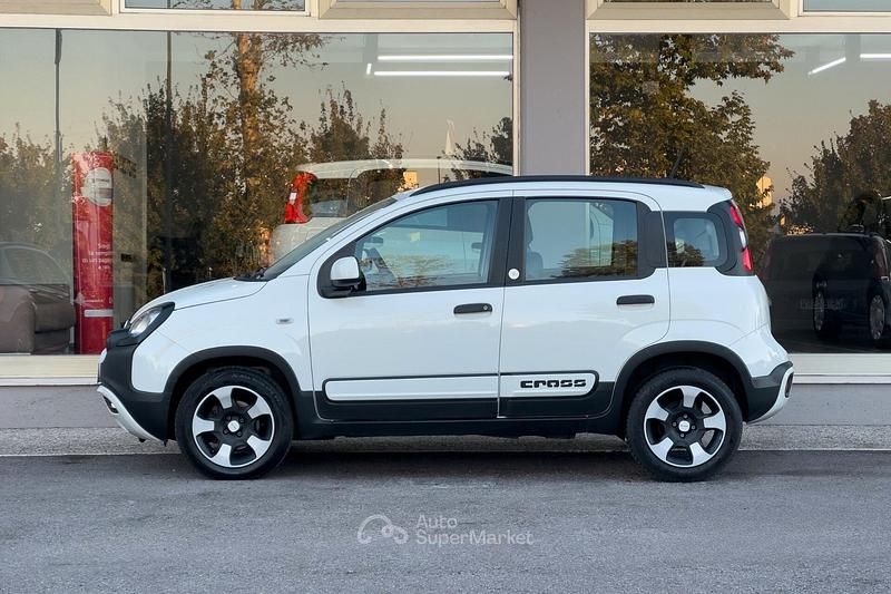Usata Fiat Panda Cross Cross 69 CV (50 kW) 2020 Bianco Utilitaria